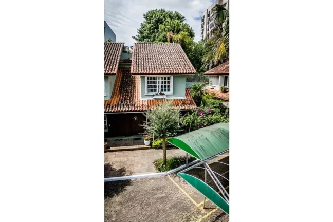 Imagem Casa em Condomínio para venda no bairro Tristeza em Porto Alegre