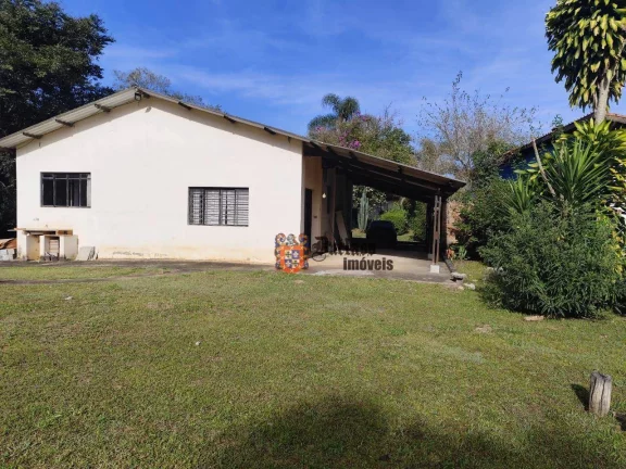Imagem Chácara com 3 dormitórios à venda, 3700 m² por R$ 694.000,00 - Bairro do Barreiro - Extrema/MG