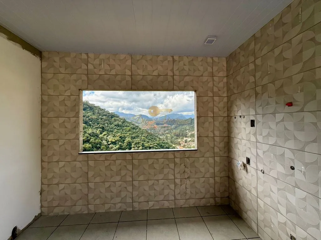 Imagem Casa para Venda em Teresópolis / RJ no bairro Albuquerque