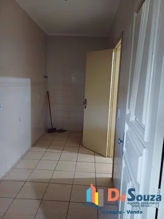 Imagem Imóvel bem localizado, e recentemente reformado.