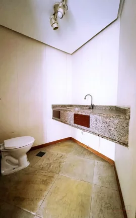 Imagem Apartamento amplo com 4 quartos, 2 vagas ao lado do Shopping Beira Mar Florianópolis! Se sua busca ...