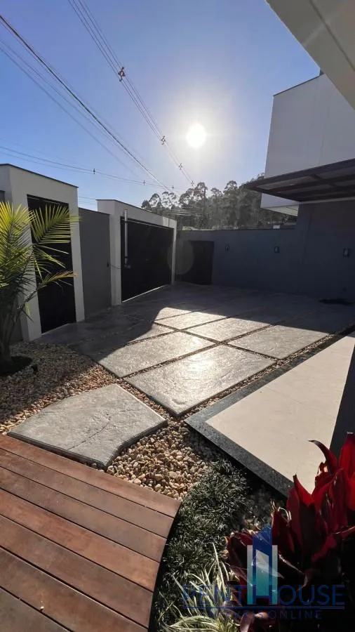 Imagem Casa para Venda em Camboriú, São Francisco de Assis, 4 dormitórios, 4 suítes, 5 banheiros, 3 vagas