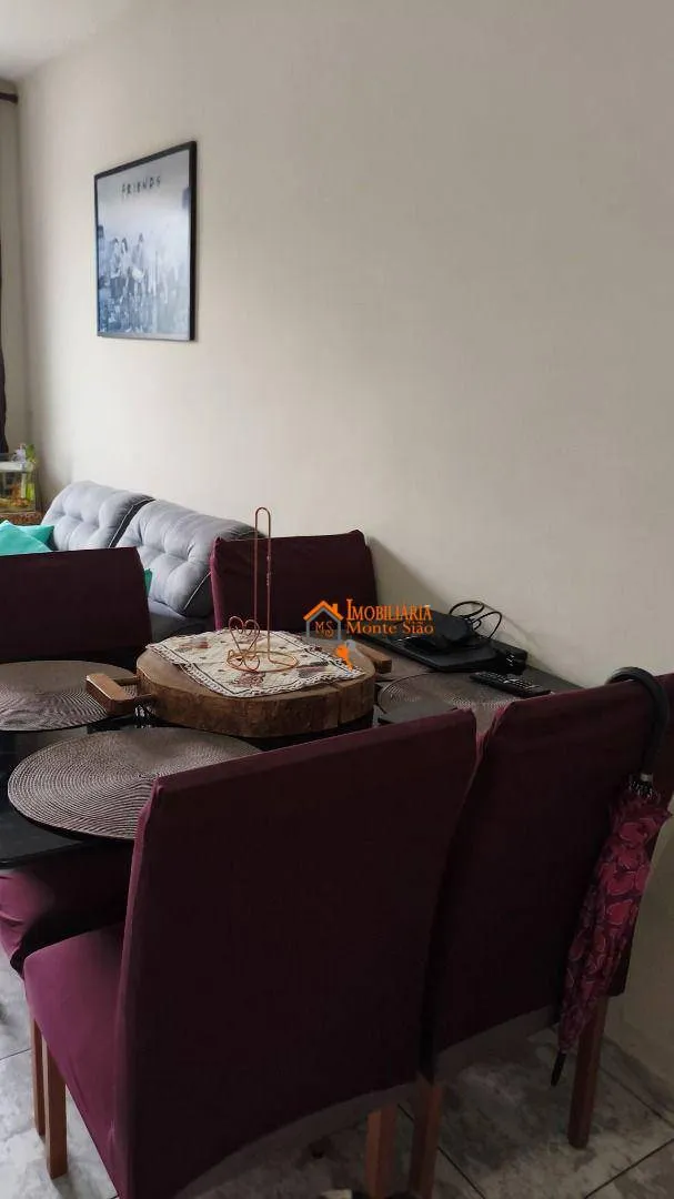 Imagem Apartamento com 2 dormitórios à venda, 55 m² por R$ 280.000,00 - Cocaia - Guarulhos/SP