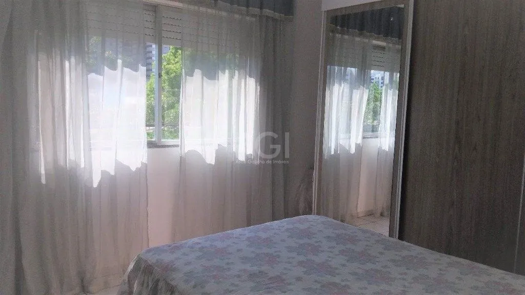 Imagem Apartamento para Venda no Partenon de 2 dormitórios