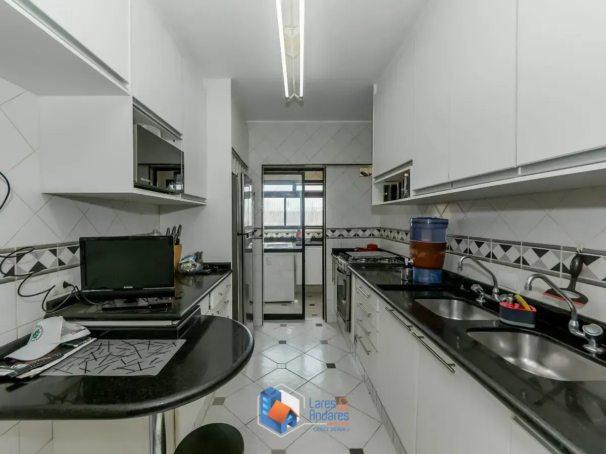 Imagem Cobertura para venda em Vila Gumercindo com 3 quartos, sendo 1 suíte, 185m²