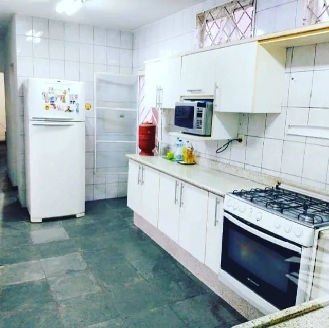 Imagem Casa à venda 3 Quartos, 1 Suite, 2 Vagas, 240M², Centro, Taubaté - SP