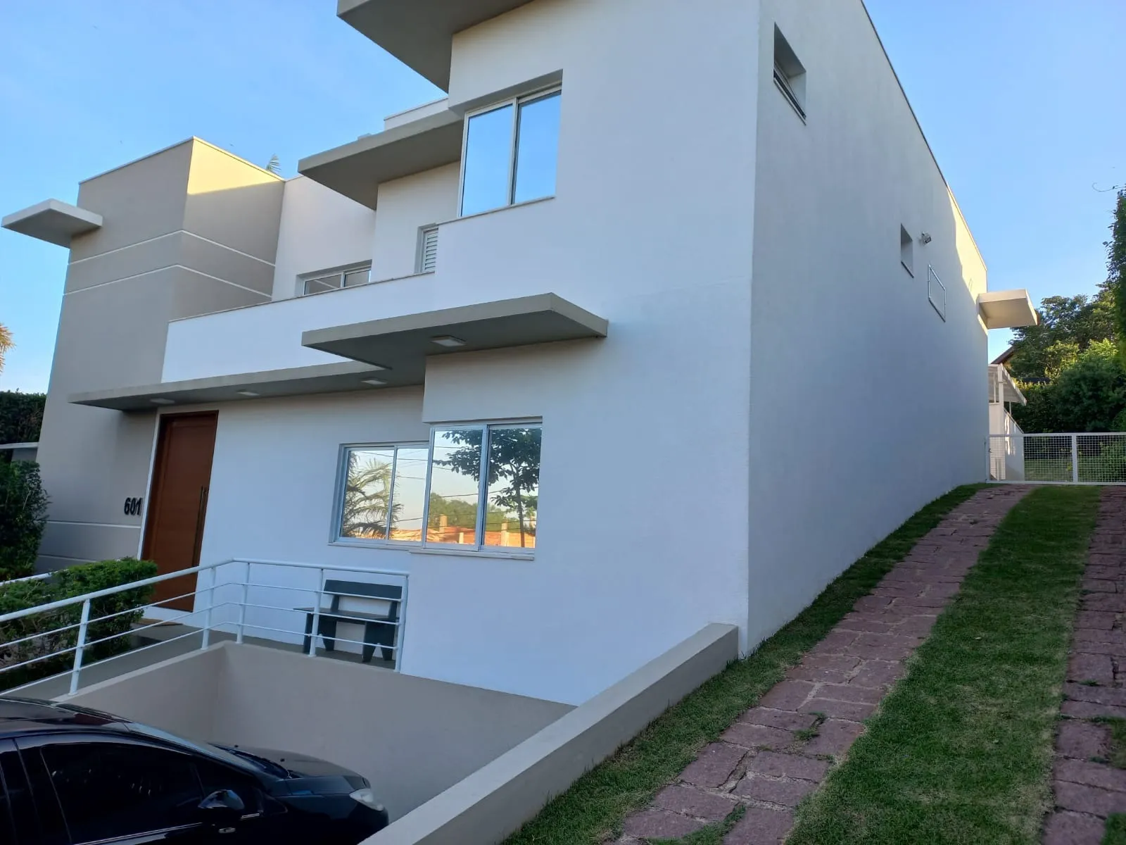 Imagem Casa Dupla Localizada no Condomínio Santo Antônio l
