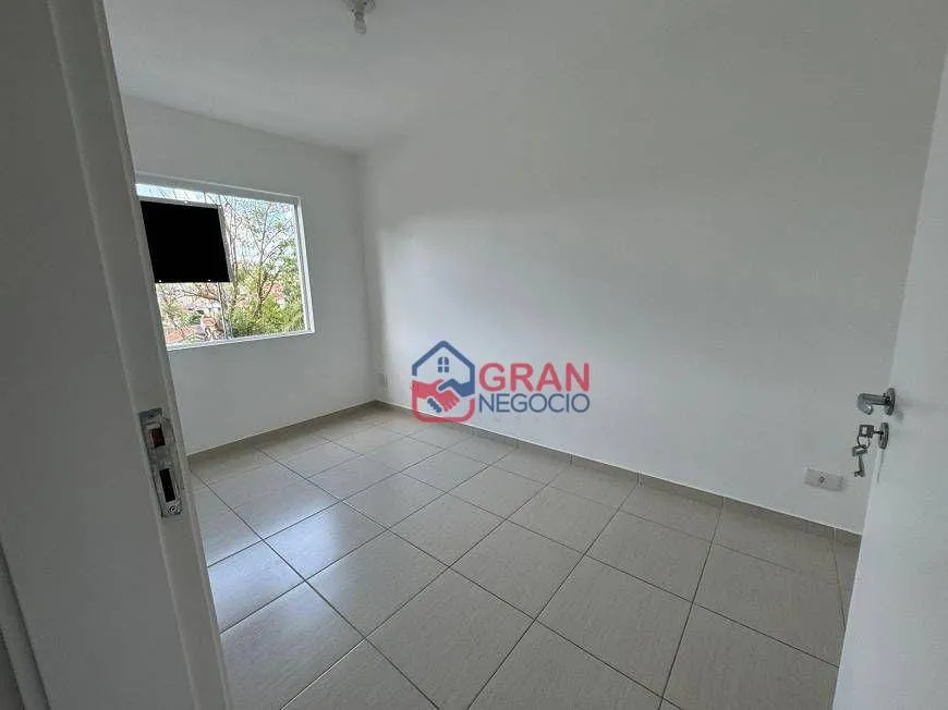Imagem Apartamento com varanda à venda em Colombo/PR