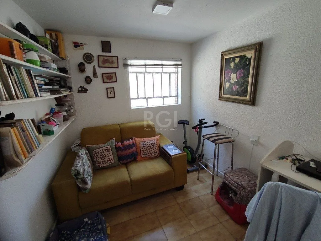 Imagem Casa para Venda - 142.8m², 4 dormitórios, 5 vagas - Teresópolis