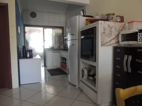 Imagem Encante-se com esta casa no Ambrósio, Garopaba-SC: conforto, praticidade e lazer!