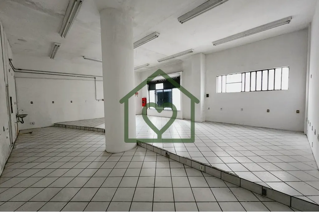 Imagem Descubra uma excepcional oportunidade de investimento comercial no coração do Centro Histórico de...
