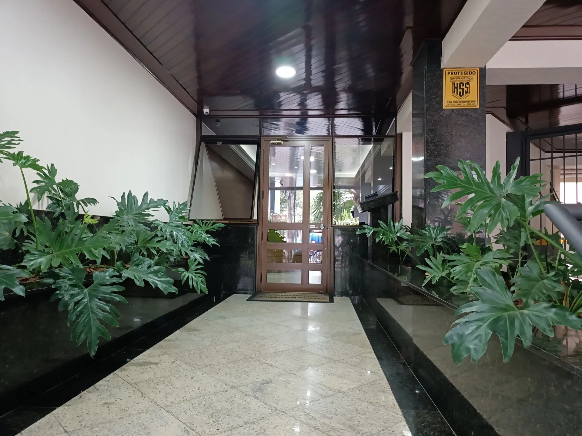 Imagem Sala comercial à venda em Porto Alegre, Menino Deus, 45.96m2