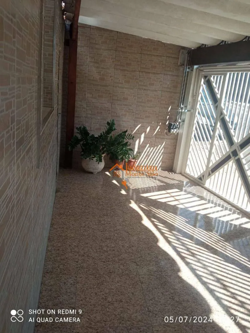 Imagem Casa com 4 dormitórios à venda, 250 m² por R$ 900.000,00 - Jardim Santa Bárbara - Guarulhos/SP