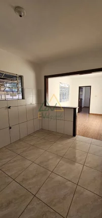 Imagem Casa à venda no Bairro Santa Cândida Curitiba PR