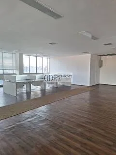 Imagem Excelente conjunto comercial com 285 m², bem localizado no Centro de SP.