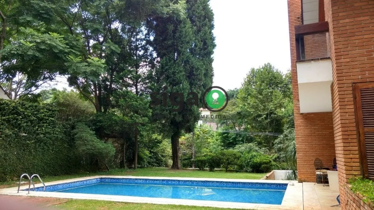 Imagem Casa de Luxo Projetada por Marcos Tomanik no Morumbi - Vizinha a Área Verde Tombada