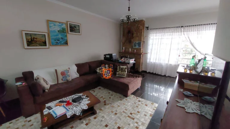 Imagem Casa com 3 dormitórios à venda, 202 m² por R$ 1.150.000,00 - Alvinópolis - Atibaia/SP