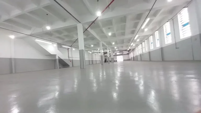 Imagem Galpão Comercial para Locação em São Paulo-SP - Bairro Aricanduva - 1 Sala, 2 Banheiros, 11 Vagas de Garagem, 1.650m² de Área