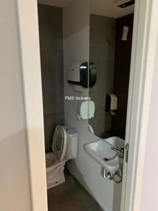 Imagem Excelente oportunidade de investimento em sala comercial na Consolação, São Paulo-SP: 2 salas, 2 banheiros, 2 vagas, 74m²!
