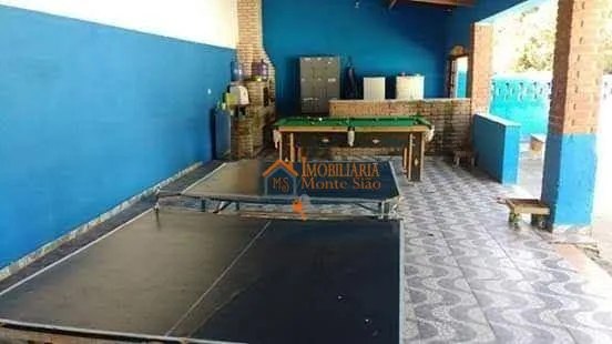 Imagem Chácara com 9 dormitórios à venda, 1260 m² por R$ 1.750.000,00 - Água Azul - Guarulhos/SP