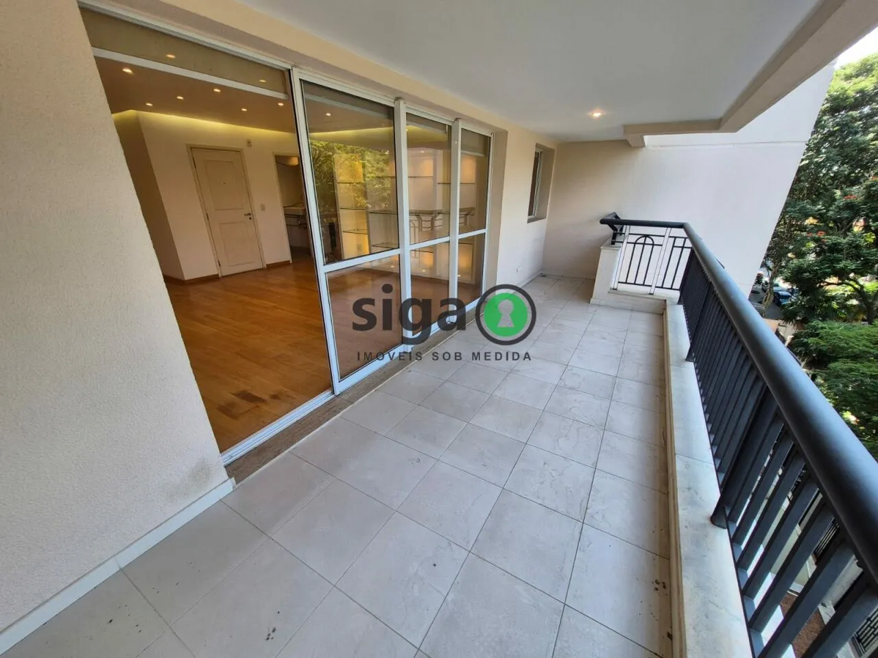 Imagem Apartamento a venda no Alto da Boa Vista com 4 quartos