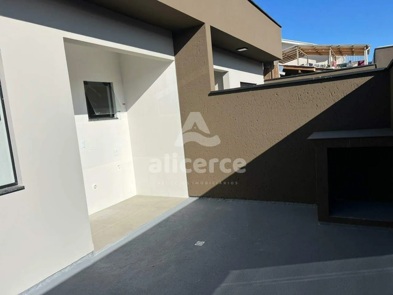 Imagem Casa Geminada à venda l 2 Dormitórios l 45m² l Bela Vista - Palhoça/SC