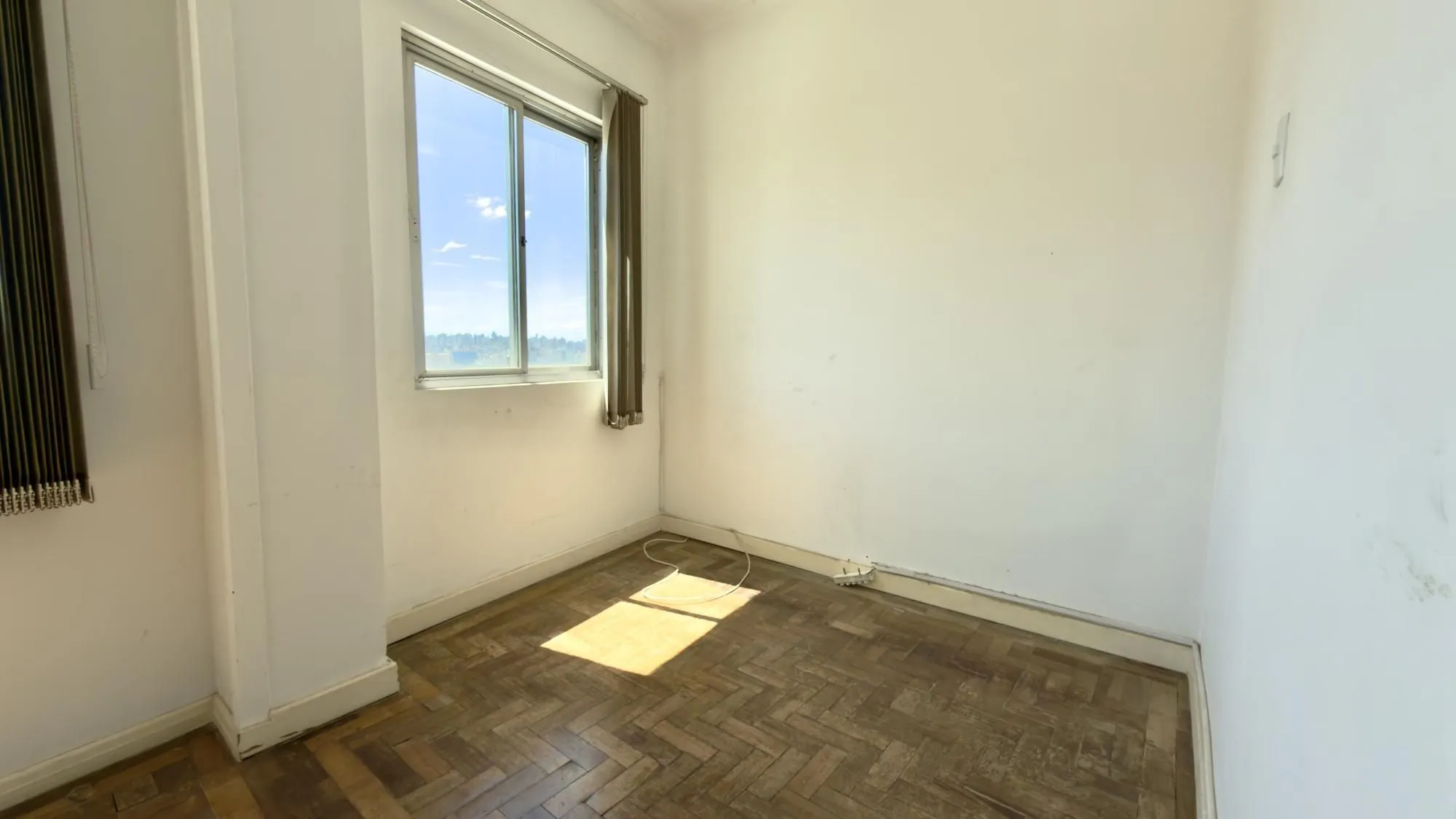 Imagem Apartamento 3 quartos para comprar no Ed. Jardim Sevigné. Centro Histórico.
