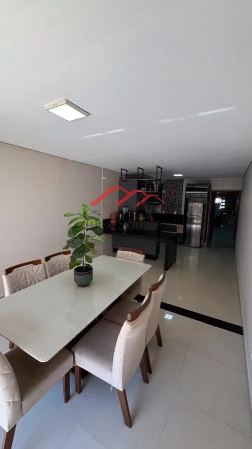 Imagem Sobrado para Venda em Hortolândia, Jardim Novo Cambuí, 3 dormitórios, 1 suíte, 3 banheiros, 2 vagas