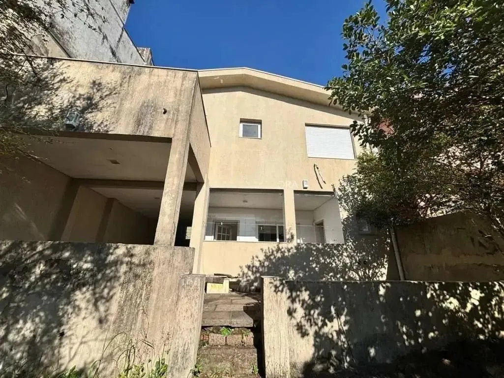 Imagem Casa com Vista Privilegiada e 2 Vagas no Jardim Floresta