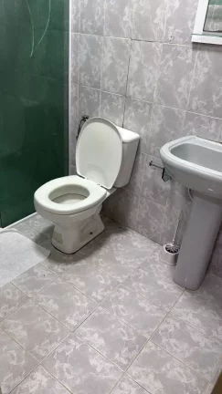 Imagem CASA RESIDENCIAL em MANAUS - AM, FLORES
