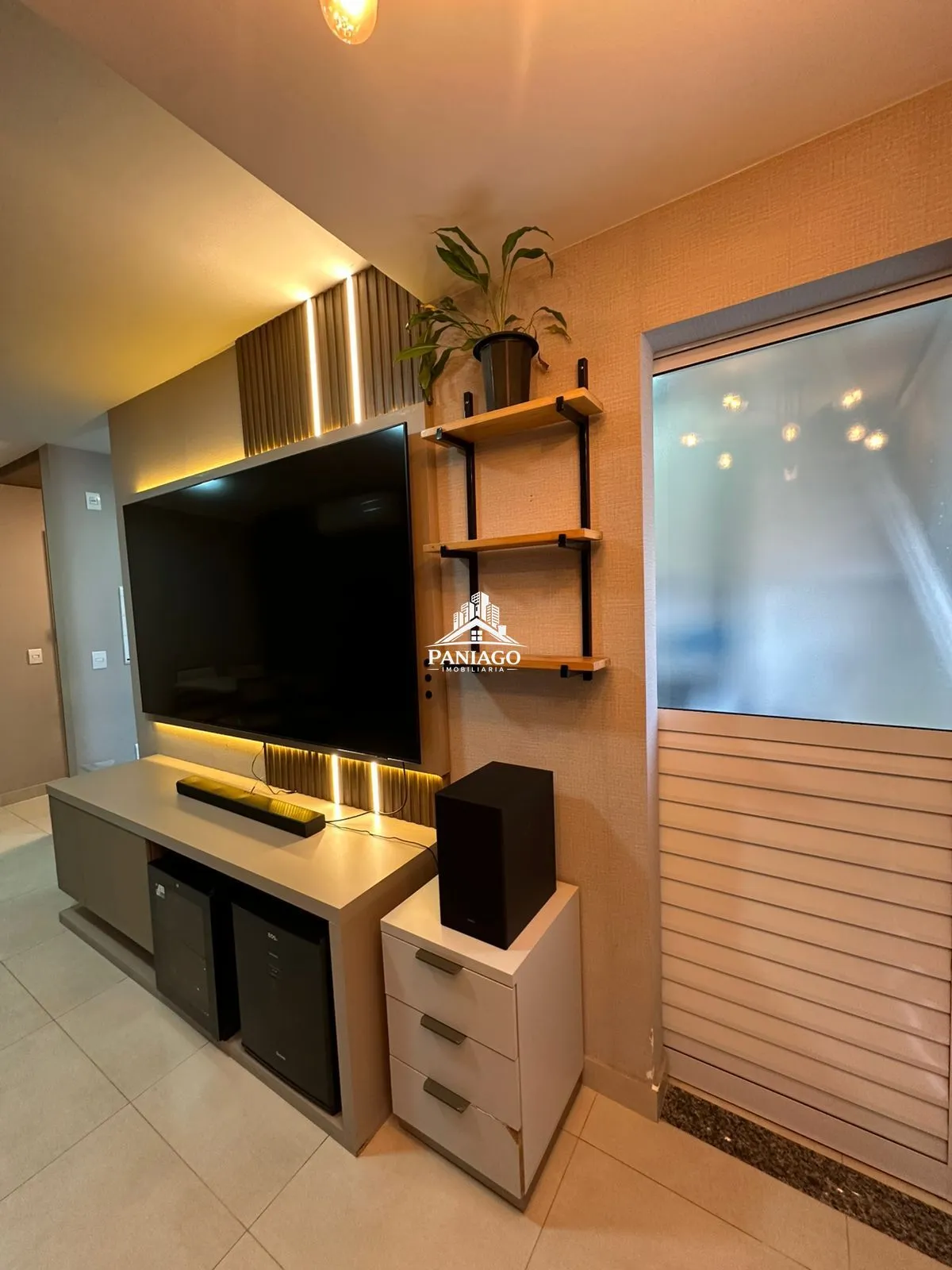 Imagem Apartamento Porteira Fechada com 2 Quartos à Venda no Villagio Calábria | Goiabe