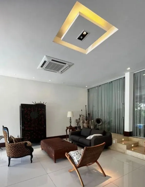 Imagem Casa com 5 dormitórios à venda, 803 m² por R$ 4.199.996,00 - Candelária - Natal/RN