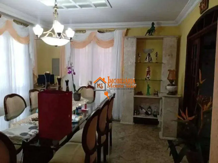 Imagem Sobrado com 3 dormitórios à venda, 260 m² por R$ 1.090.000 - Vila Rosália - Guarulhos/SP