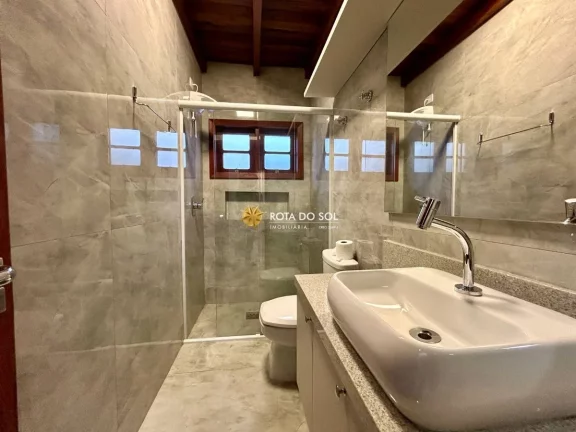 Imagem Casa Frente Mar à venda Praia de Bombinhas Centro