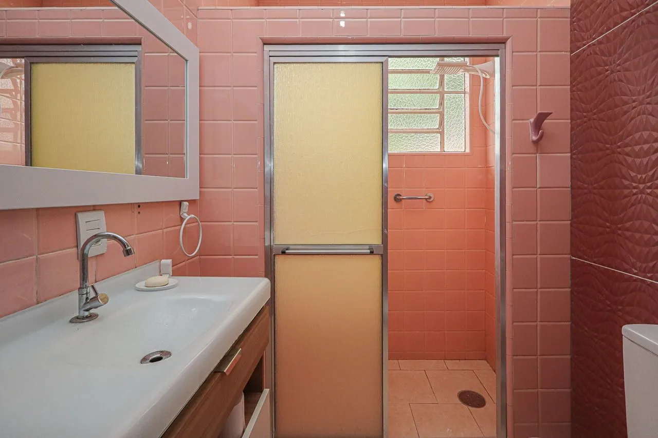 Imagem Casa a venda, 3 quartos sendo 1 suíte, 166m² no bairro Passo da areia, Porto Alegre