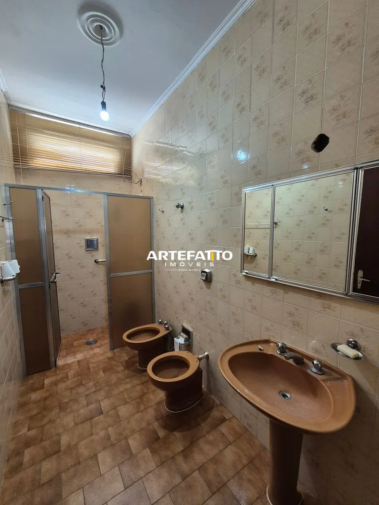 Imagem Casa com 4 dormitórios no bairro Vila Allan Kardec