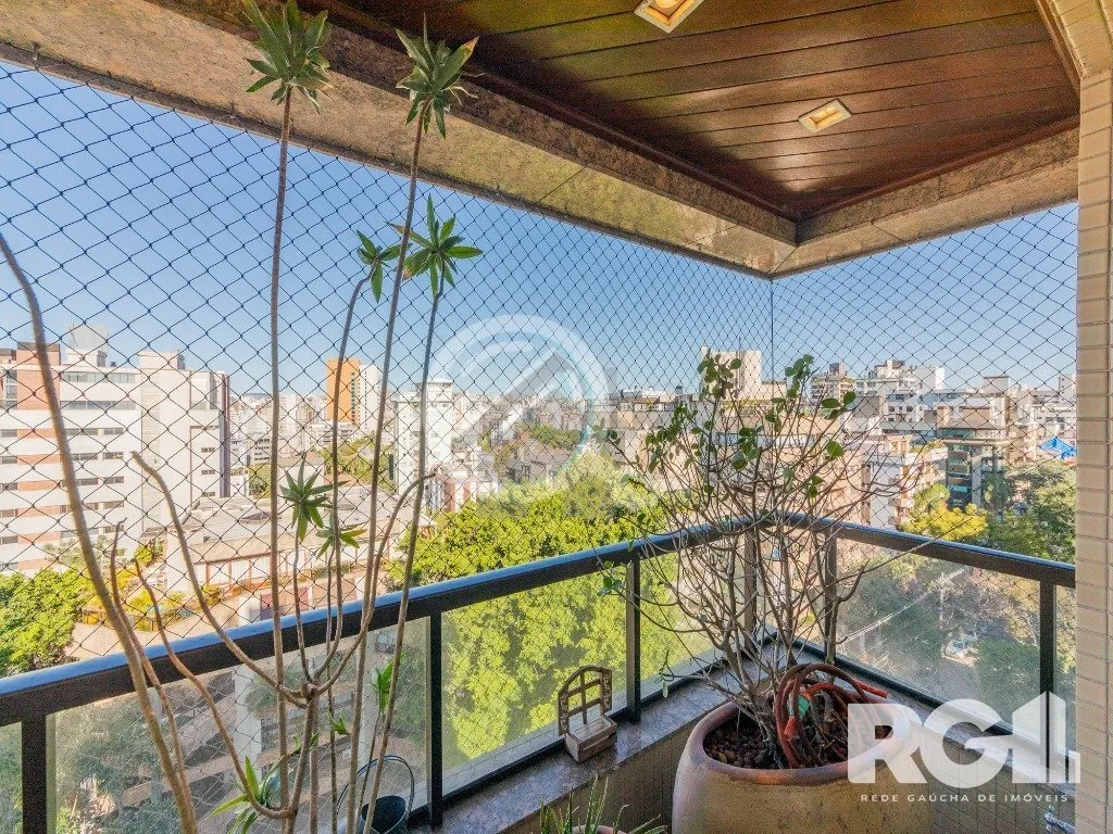 Imagem EXCLUSIVIDADE. Belíssimo apartamento com 245 m², mobiliado, com 3 suítes no bairro Moinhos de Ven...