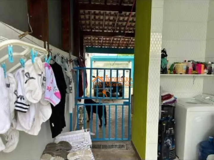 Imagem Sobrado com 3 dormitórios à venda, 200 m² por R$ 630.000,00 - Bonsucesso - Guarulhos/SP