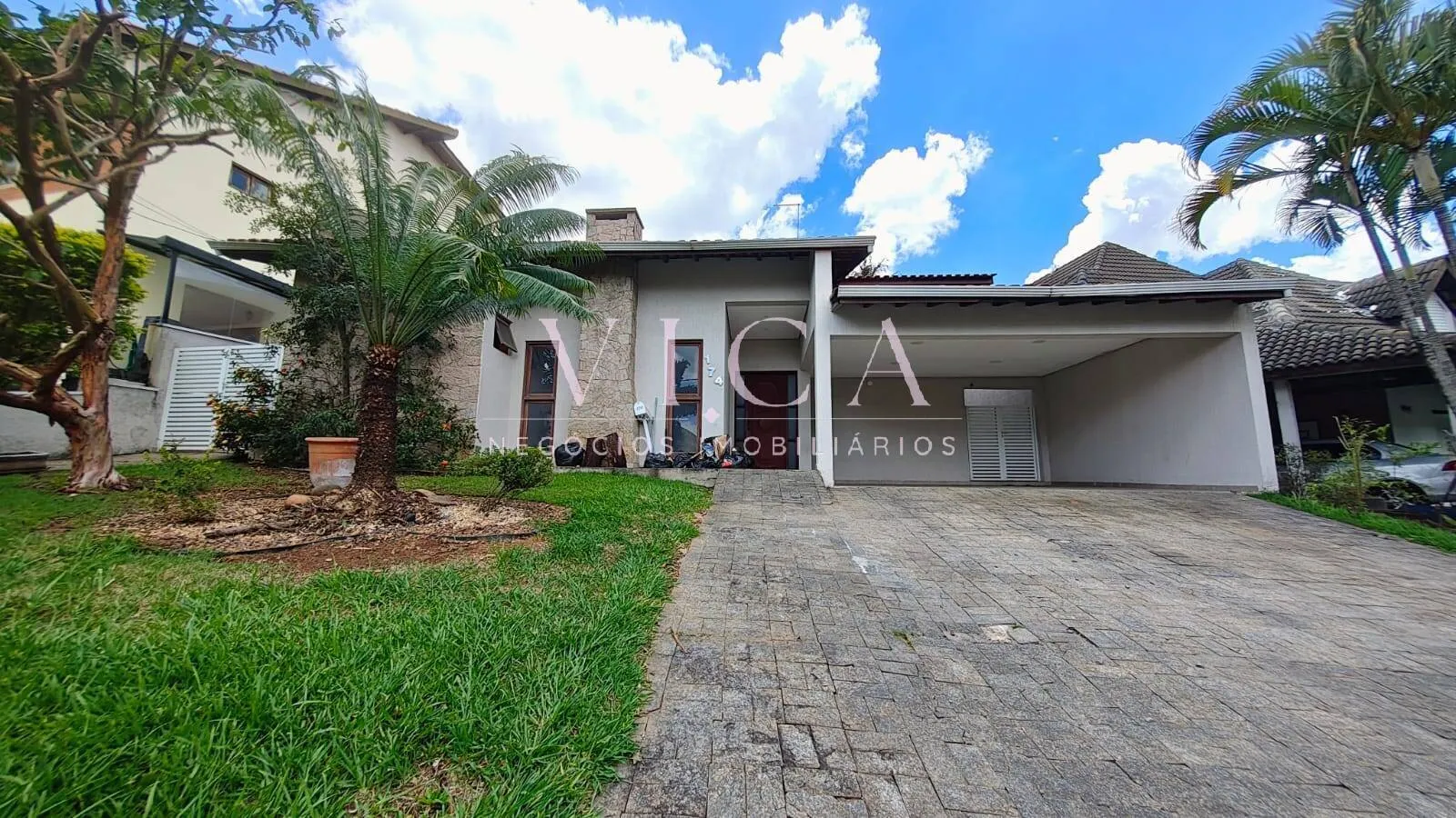Imagem Casa a venda 220m² 3 dormitórios por R$ 1.850.000,00 - Alphaville/ SP