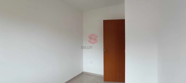 Imagem Casa com 02 quartos e amplo espaço de terreno à venda no Jd Iruama em Campo Largo/PR
