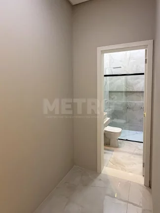 Imagem Casa à venda no Buona Vita com 3 suítes, closet, gourmet, piscina, Petrolina-PE