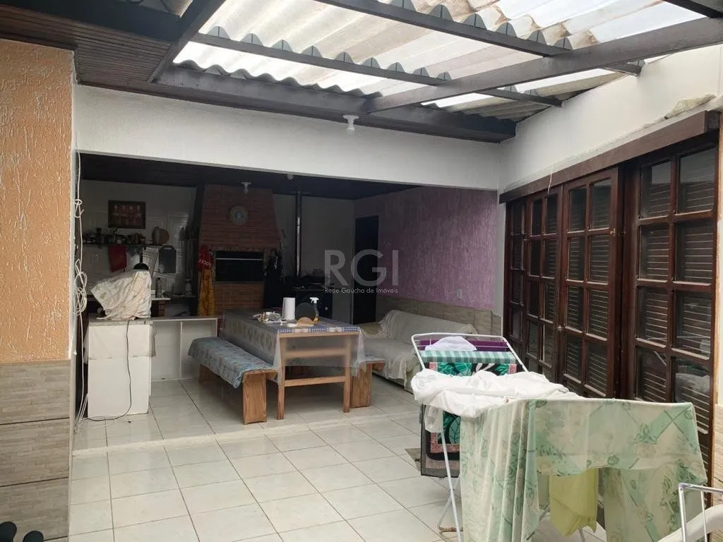 Imagem Casa para Venda - 179m², 4 dormitórios, sendo 1 suites, 3 vagas - Centro