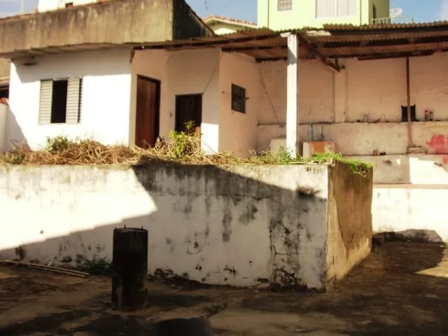 Imagem Casa à venda 2 Quartos, 2 Vagas, 300M², Chácara Galega, Pindamonhangaba - SP