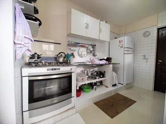 Imagem Apartamento para Venda em Recife, Madalena, 3 dormitórios, 1 suíte, 3 banheiros, 1 vaga