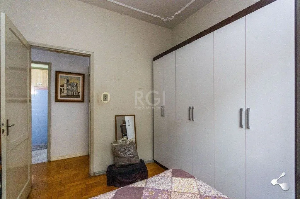 Imagem Casa para Venda - 221m², 4 dormitórios, sendo 1 suites, 2 vagas - São Geraldo
