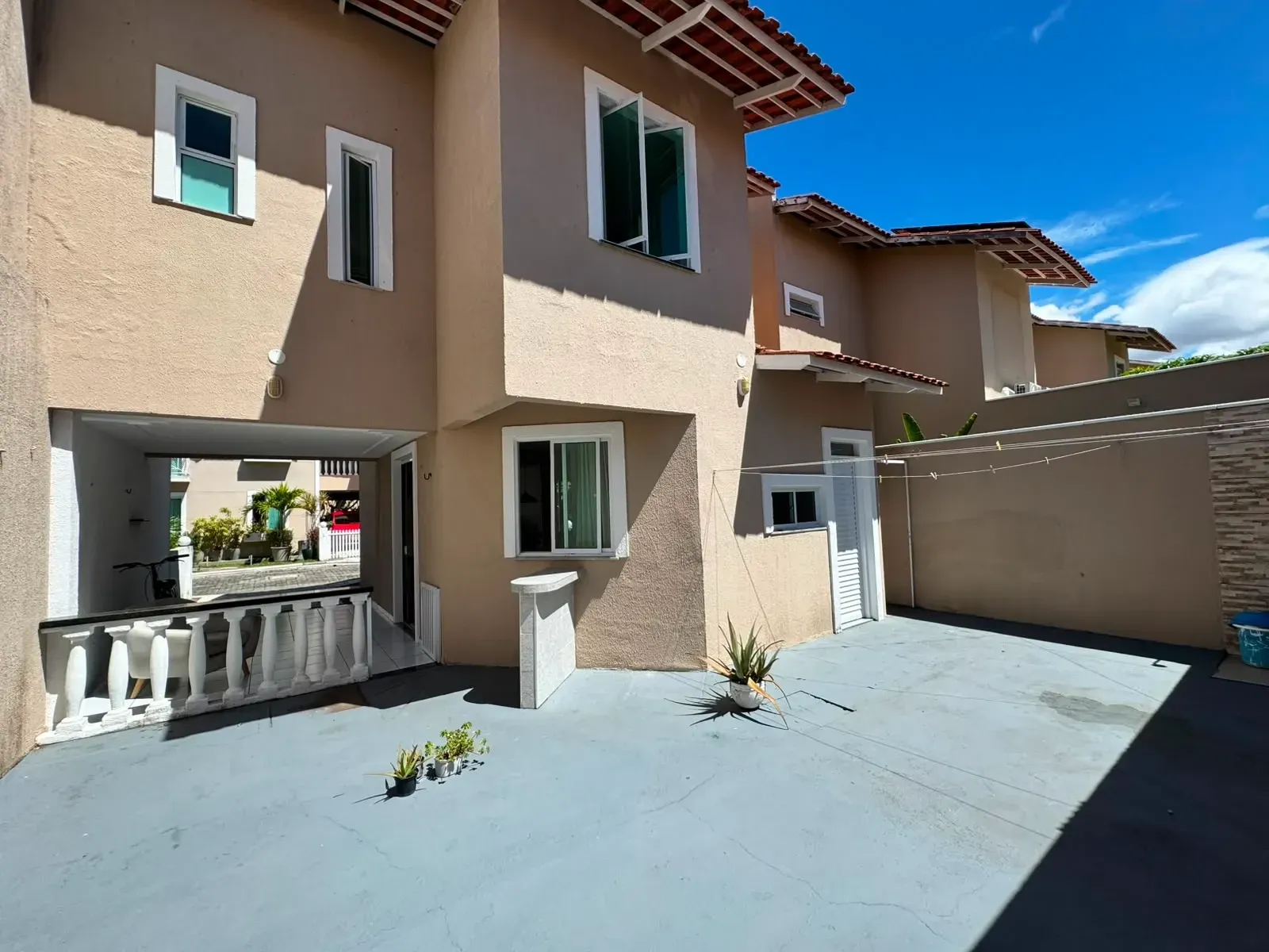 Imagem Casa de Condomínio com 3 Quartos à Venda, 102 m² em Cidade 2000 - Fortaleza