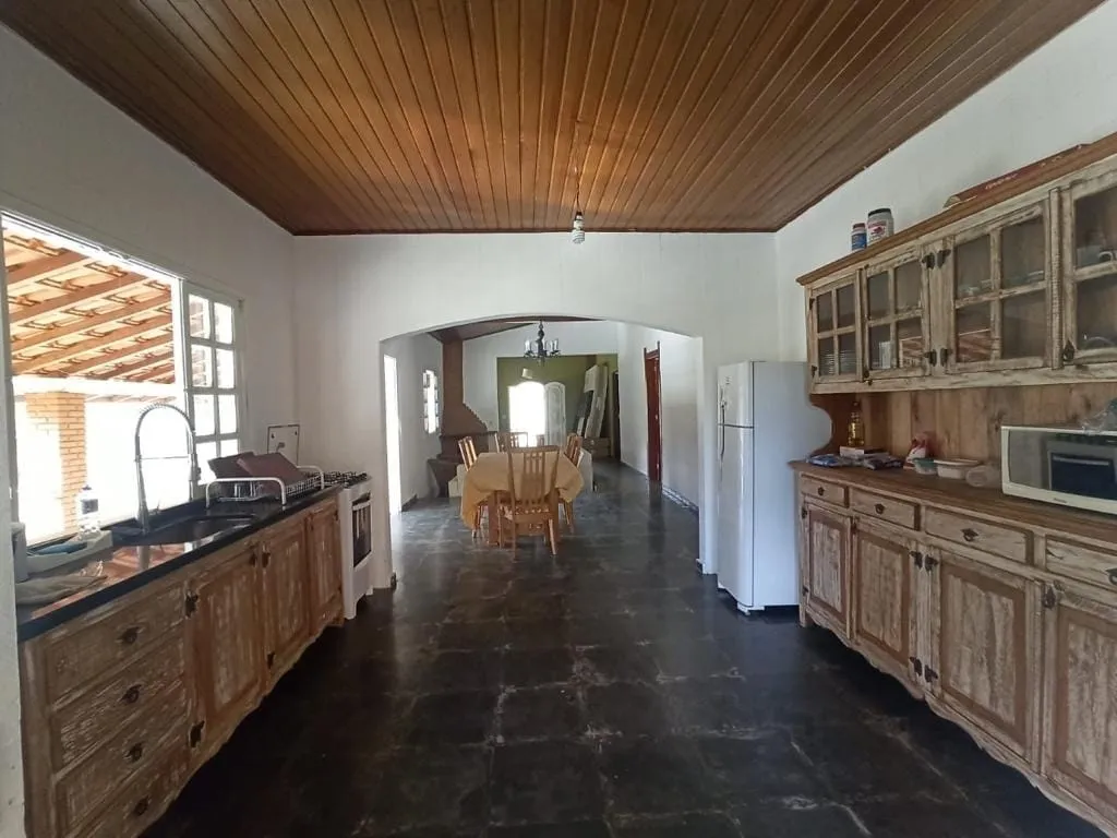 Imagem Chácara à venda 3 Quartos, 1 Suite, 108000M², Zona Rural, São José dos Campos - SP