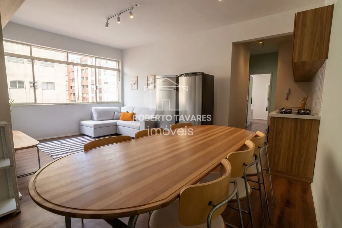 Imagem Apartamento Mobiliado e totalmente Reformado! 145 m2 úteis 5dts e 3 suítes, cozinha aberta para sala - Está a duas quadras da Av. Paulista.