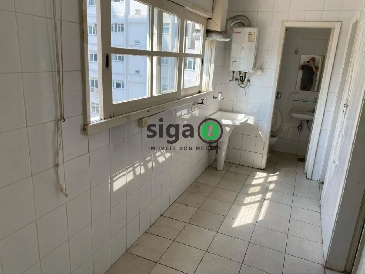 Imagem Apartamento no Jardim Paulista com 167m², 4 quartos, 1 suíte, 2 vagas.