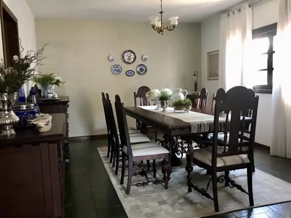 Imagem Casa para Venda em Concórdia, Centro, 4 dormitórios, 1 suíte, 3 banheiros